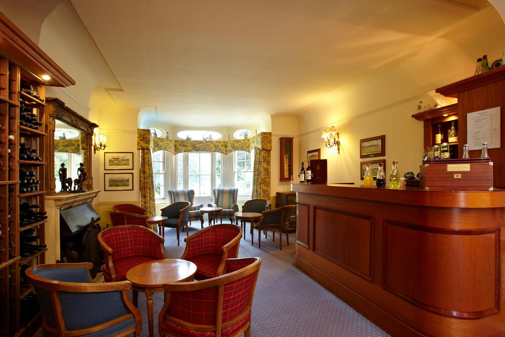 Esseborne Manor Hotel Hurstbourne Tarrant Bagian luar foto