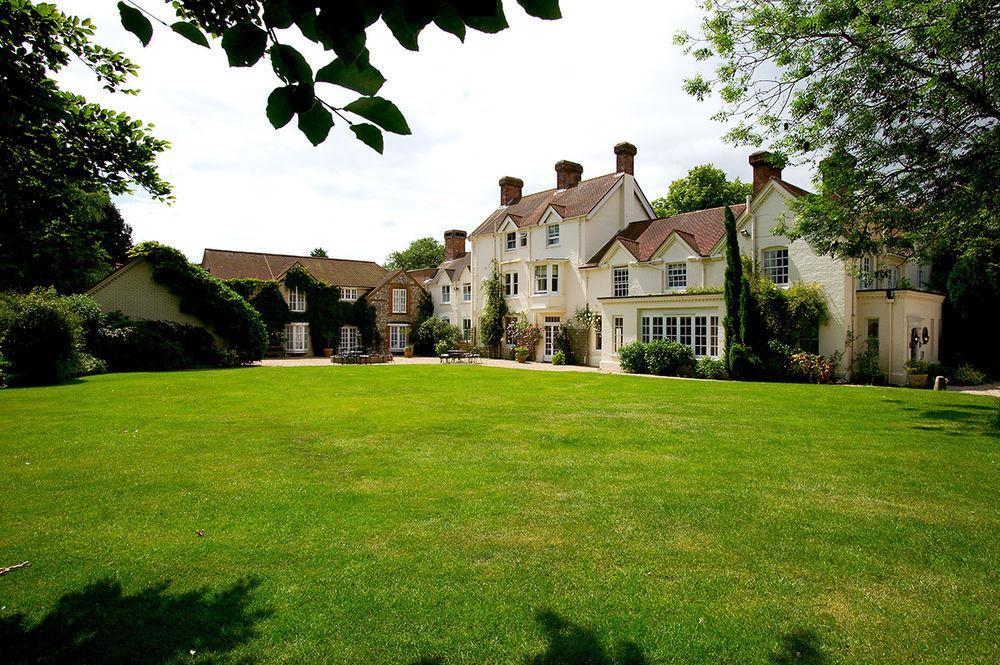 Esseborne Manor Hotel Hurstbourne Tarrant Bagian luar foto