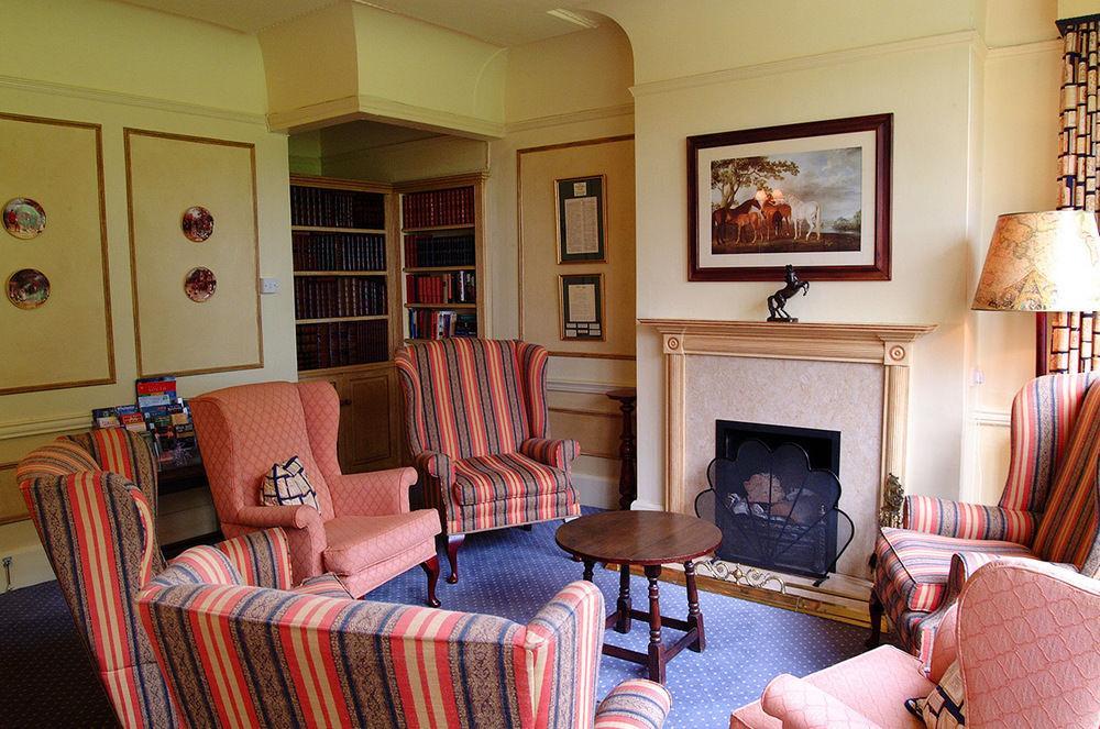 Esseborne Manor Hotel Hurstbourne Tarrant Bagian luar foto