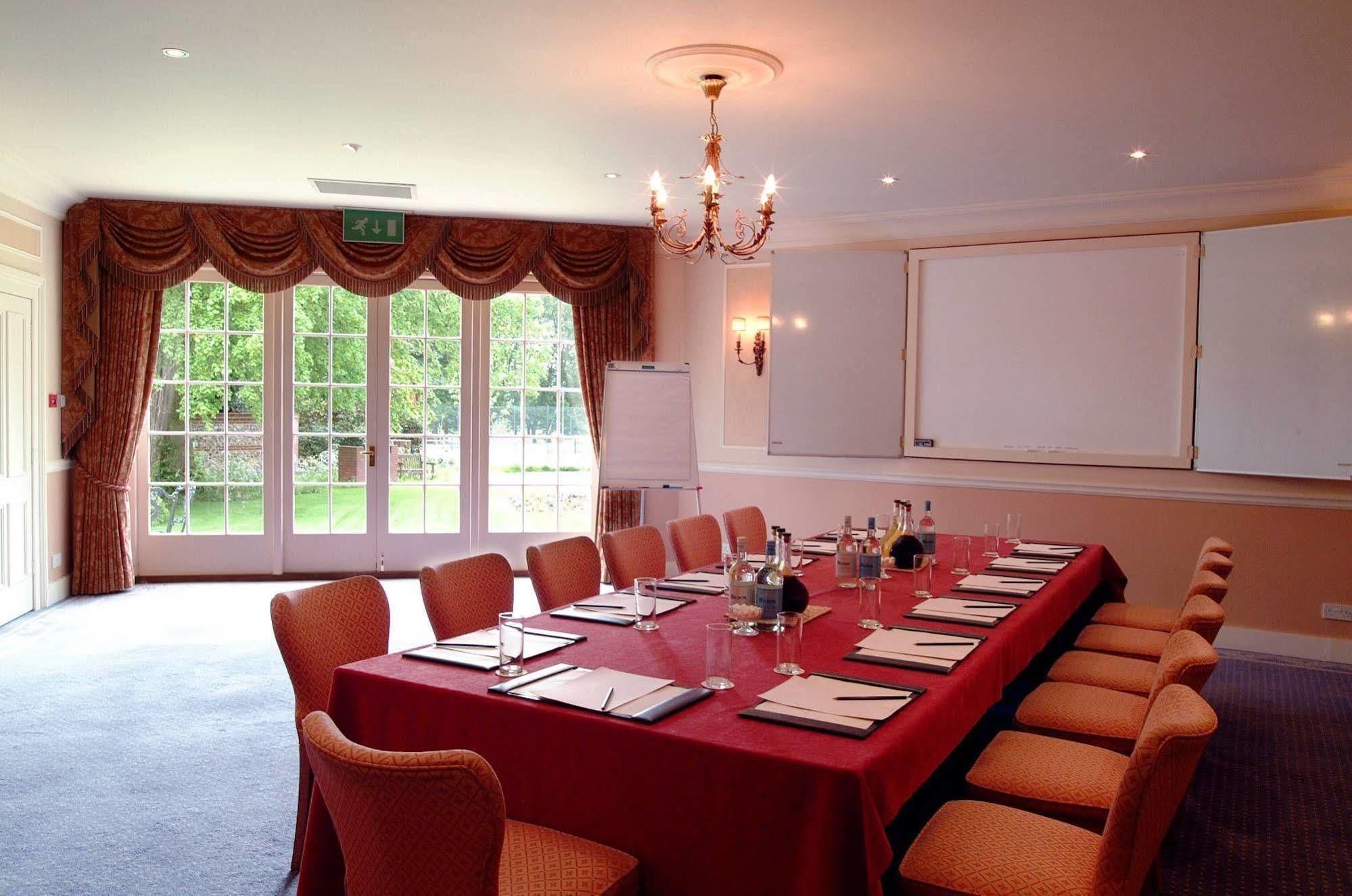 Esseborne Manor Hotel Hurstbourne Tarrant Bagian luar foto