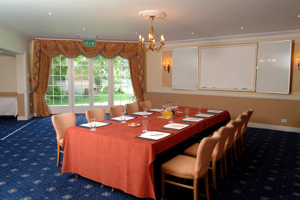 Esseborne Manor Hotel Hurstbourne Tarrant Bagian luar foto