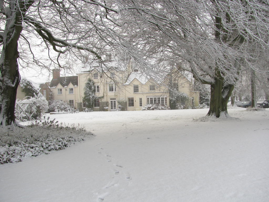 Esseborne Manor Hotel Hurstbourne Tarrant Bagian luar foto